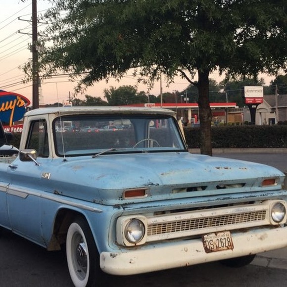 Meet your Posher, Erik - Picture 1 of 1